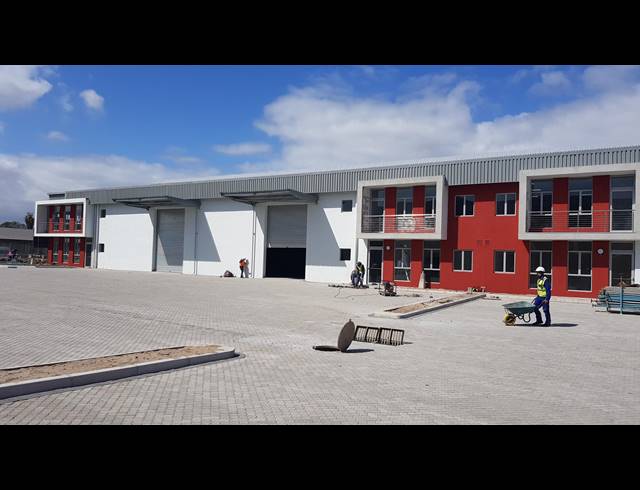 709M² FACTORY RENTED IN BLACKHEATH INDUSTRIAL